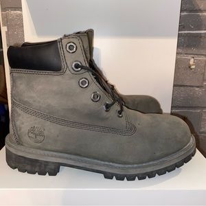 Grey timberland size 4 kids!